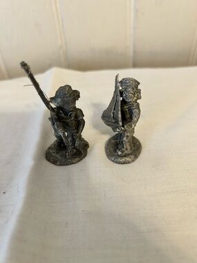Vintage 1974 International Pewter  Figurines -F. Robert Drury-Set of 2